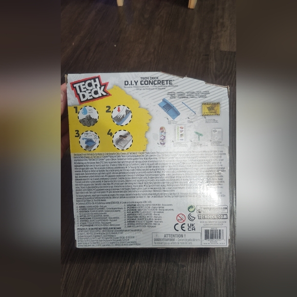 Tech deck cement - BRAND NEW - Picture 2 of 3